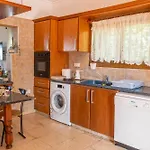 Spiti Damianos Beachfront بوموس
