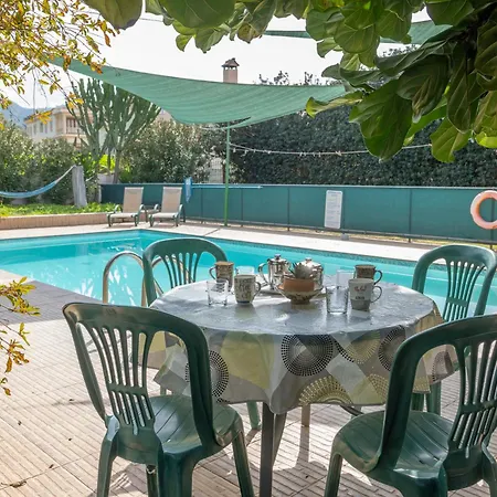 Spiti Damianos Beachfront Vila *