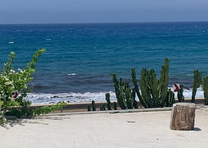 Vila Spiti Damianos Beachfront *