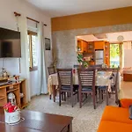 Villa Spiti Damianos Beachfront *