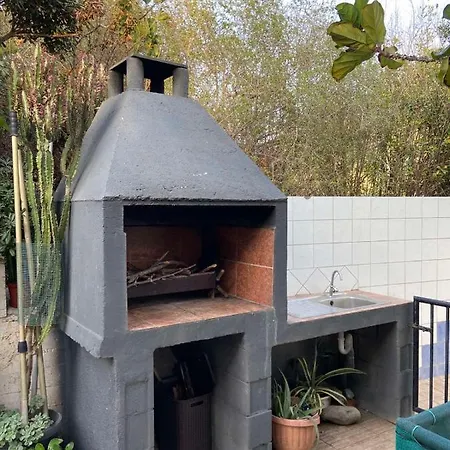 Willa Spiti Damianos Beachfront *