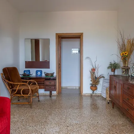 Spiti Damianos Beachfront *