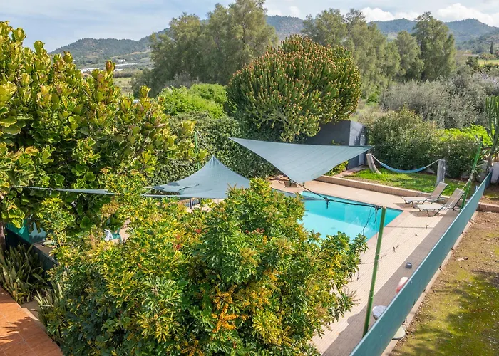 Spiti Damianos Beachfront Villa